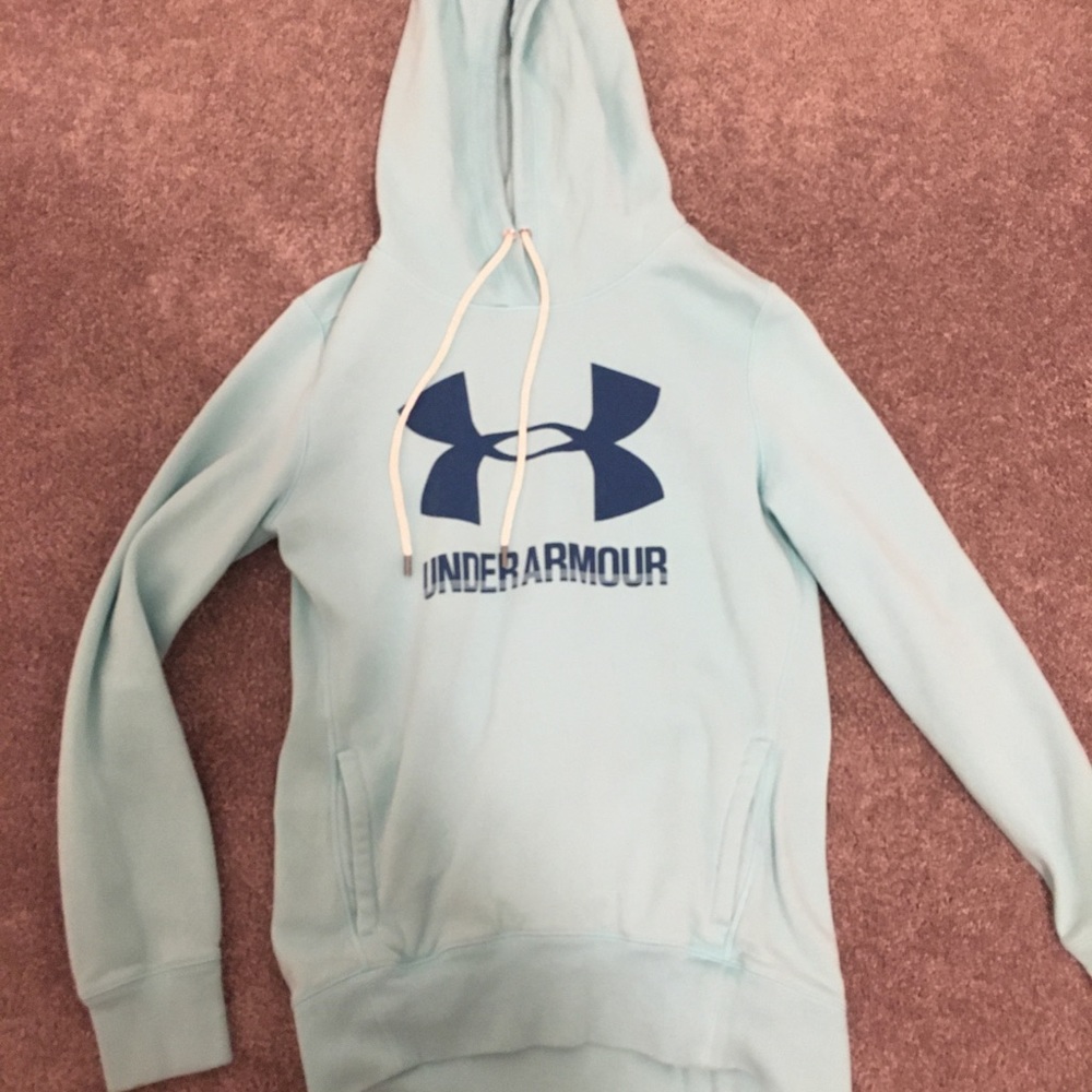 Under armour sweatshirt